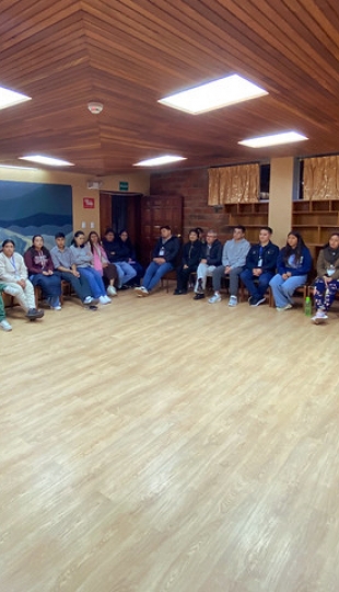 Retiro Espiritual Motus Christi para Jóvenes Retiro Espiritual Motus Christi para Jóvenes