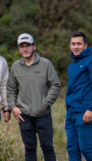 Aldea Global | Taller práctico de Genética con estudiantes de Ingeniería Agropecuaria