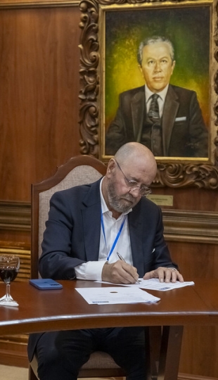 La Universidad Técnica Particular de Loja (UTPL) y la y la Universidad del Caribe (Unicaribe) firmaron un convenio marco para fortalecer la cooperación académica e intercultural La Universidad Técnica Particular de Loja (UTPL) y la y la Universidad del Caribe (Unicaribe) firmaron un convenio marco para fortalecer la cooperación académica e intercultural
