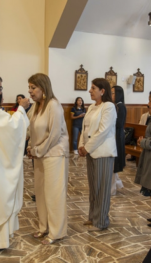 Ceremonia de imposición de mandiles a los estudiantes de 7mo ciclo de la carrera de Psicología Clínica