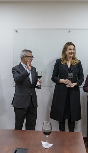 Reconocimiento a una trayectoria de servicio y legado institucional UTPL Reconocimiento a una trayectoria de servicio y legado institucional UTPL