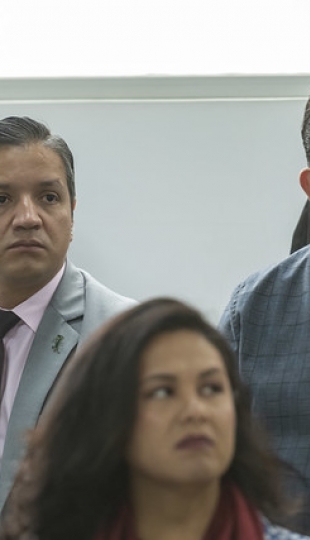 Presentación del libro "Seguridad, Paz y Desarrollo" de César Ulloa