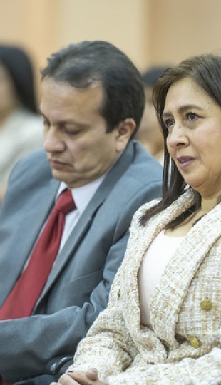 Imposición de mandiles a estudiantes de Nutrición y Dietética