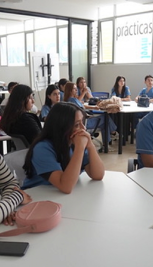 Creación de Contenido Informativo y Educativo sobre Suelo Pélvico mediante la plataforma de "TIK-TOK"  para la promoción de la conciencia y el bienestar FISIOPELVIS-DIGITAL