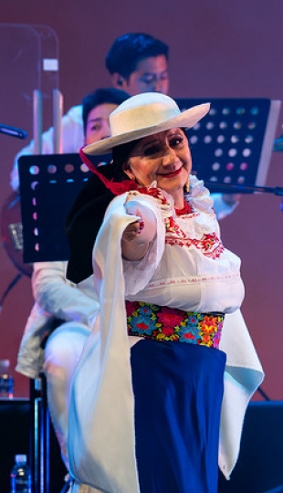 40 años danzando identidad | Jahua Ñan UTPL 40 años danzando identidad | Jahua Ñan UTPL