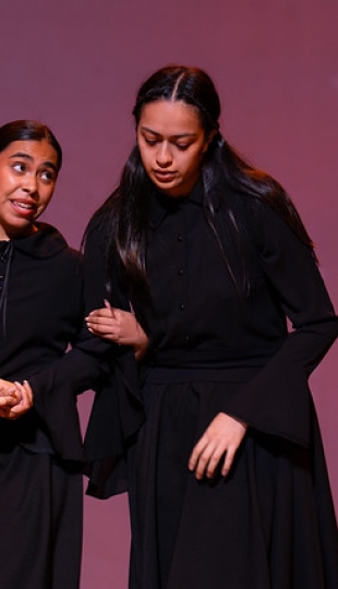 La Casa de Bernarda Alba | Compañía de Teatro UTPL La Casa de Bernarda Alba | Compañía de Teatro UTPL