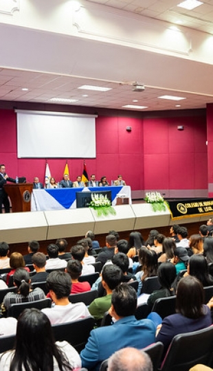 Seminario Jurídico "Manuel Carrión Pinzano" | Reconocimiento a la UTPL por su Aporte Académico en Derecho.