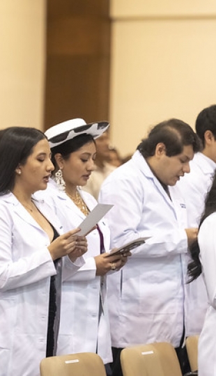 Ceremonia de Imposición de Mandiles – Medicina UTPL