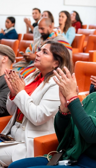 Inti Raymi de las universidades y diversidades 2025. Estreno del documental Camino Andino: Lágrimas de Vida Inti Raymi de las universidades y diversidades 2025. Estreno del documental Camino Andino: Lágrimas de Vida