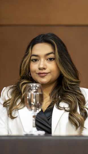 Imposición de Insignias – Carrera de Medicina