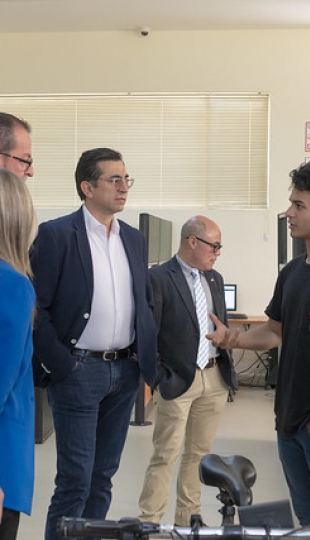 Visita de la Fundación Universitaria del Área Andina Visita de la Fundación Universitaria del Área Andina