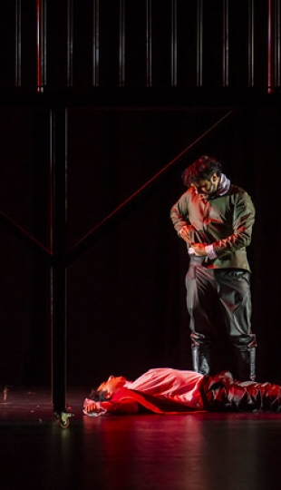 La Compañía de Teatro UTPL conmemoró sus 20 años de trayectoria artística con el estreno de la obra Otelo La Compañía de Teatro UTPL conmemoró sus 20 años de trayectoria artística con el estreno de la obra Otelo