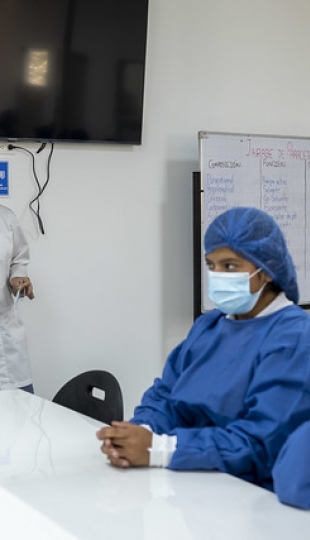 Talleres Académicos de Bioquímica y Farmacia y Geología Talleres Académicos de Bioquímica y Farmacia y Geología