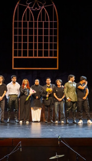 La Compañía de Teatro UTPL conmemoró sus 20 años de trayectoria artística con el estreno de la obra Otelo La Compañía de Teatro UTPL conmemoró sus 20 años de trayectoria artística con el estreno de la obra Otelo