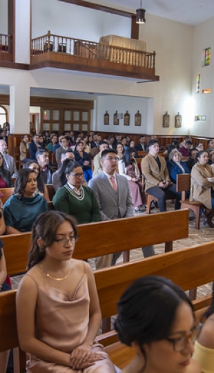 Imposición de Insignias – Carrera de Medicina