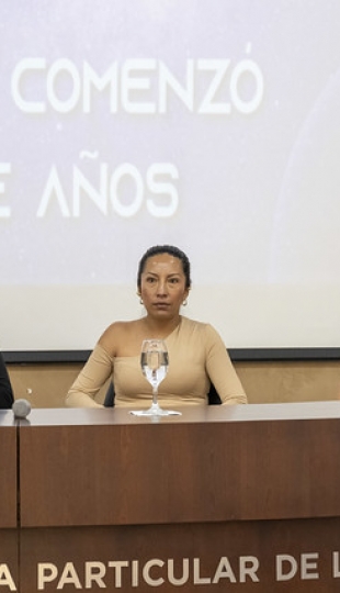 Conversatorio e inauguración de la exposición “Astrónomas” en UTPL