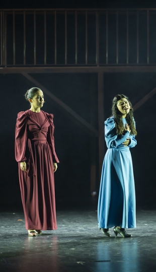 La Compañía de Teatro UTPL conmemoró sus 20 años de trayectoria artística con el estreno de la obra Otelo La Compañía de Teatro UTPL conmemoró sus 20 años de trayectoria artística con el estreno de la obra Otelo