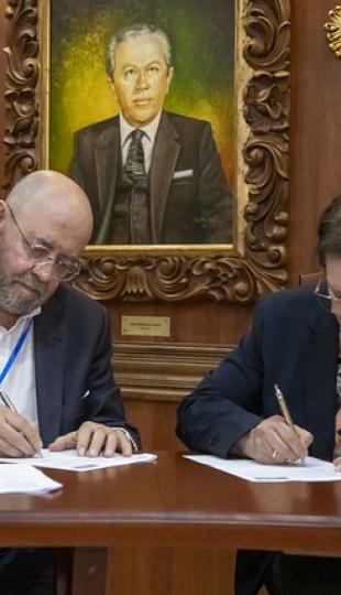 La Universidad Técnica Particular de Loja (UTPL) y la y la Universidad del Caribe (Unicaribe) firmaron un convenio marco para fortalecer la cooperación académica e intercultural La Universidad Técnica Particular de Loja (UTPL) y la y la Universidad del Caribe (Unicaribe) firmaron un convenio marco para fortalecer la cooperación académica e intercultural