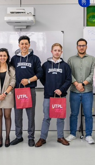 Fine Tuned English market research challenge