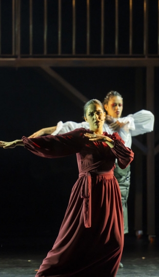 La Compañía de Teatro UTPL conmemoró sus 20 años de trayectoria artística con el estreno de la obra Otelo La Compañía de Teatro UTPL conmemoró sus 20 años de trayectoria artística con el estreno de la obra Otelo