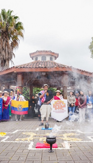 Homenaje a los Yachaks en la Chakana. Inti Raymi de las universidades y diversidades 2025 Homenaje a los Yachaks en la Chakana. Inti Raymi de las universidades y diversidades 2025