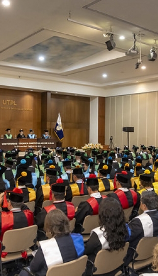 Sesión Solemne Honoris Causa | Dr. Adrián Escudero