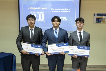 La compañía Hidalgo e Hidalgo S.A. concedió 3 becas a estudiantes de nuevo ingreso de la UTPL para la carrera de Ingeniería Civil