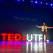 Vantuir Boppre durante su TEDTalk