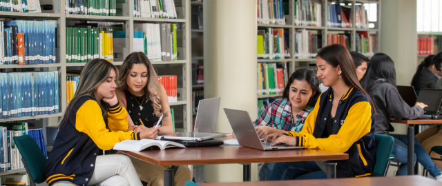 La Biblioteca UTPL impulsa el conocimiento, la educación y la cultura en Loja y Ecuador