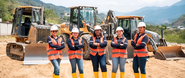 ESCOP UTPL fomenta la educación inclusiva y la formación de mujeres en minería