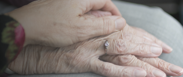 Envejecimiento saludable: estrategias de cuidado para adultos mayores