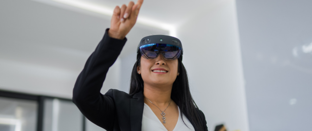 jennifer samaniego, utpl alumni, impacto tecnologico