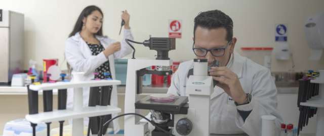 UTPL promueve becas para aportar a la producción científica del sur del país