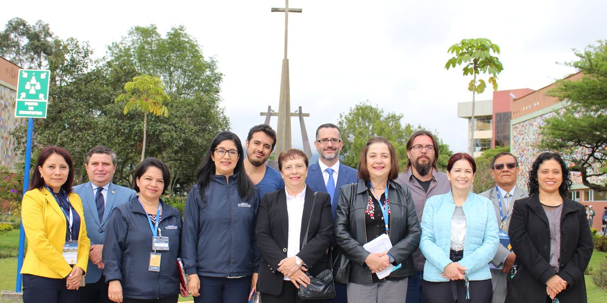 Visita técnica del CACES a la UTPL